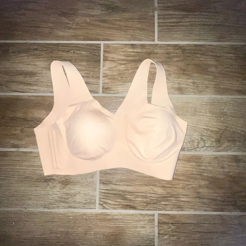 Honey Love V neck Seamless Tan Bra - Picture 2 of 5
